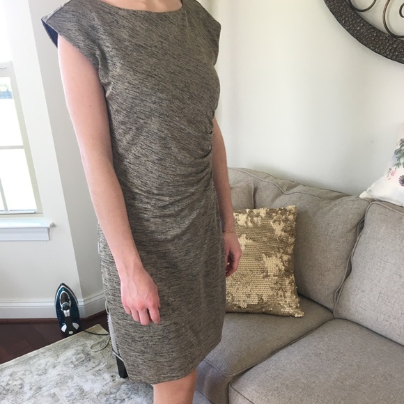 Loft Dress 👗 - Picture 3 of 6